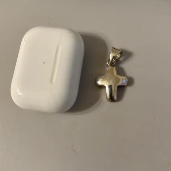 Silpada silver puffy cross - Picture 7 of 11